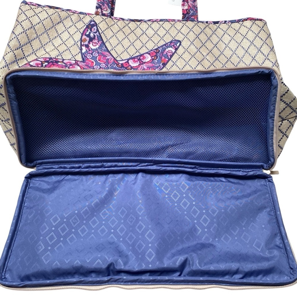 Vera Bradley NWT 3-Piece Beach Tote Travel Bag Crossbody Wristlet Set - Picture 3 of 16